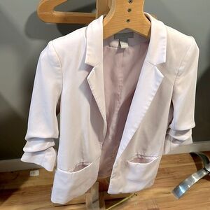 H & M size 6 made in Vietnam blazer 100% polyester